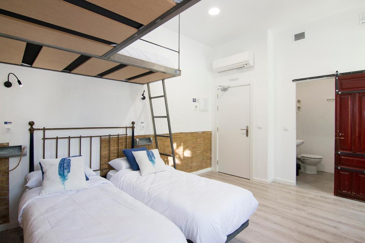 Eco Hostel *